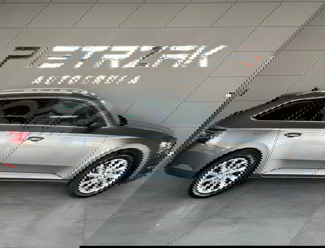 Skoda Superb III 2.0 TDI SCR Ambition DSG 2024