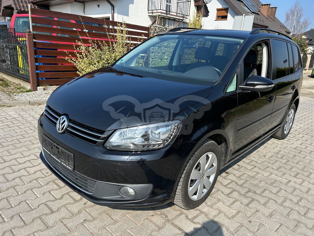 Volkswagen Touran II 2.0 TDI DPF BlueMotion Technology Comfortline 2014