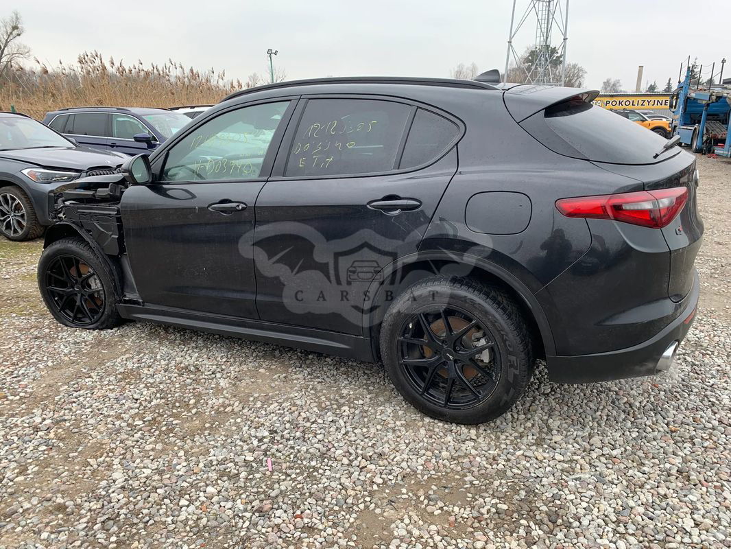 Alfa Romeo Stelvio 2.0 Turbo 16V AT8-Q4 B-Tech 2021