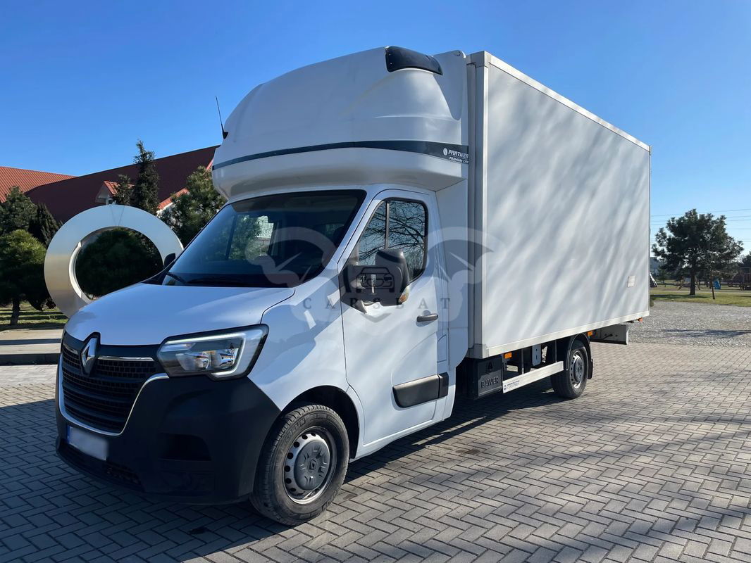 Renault Master 2021