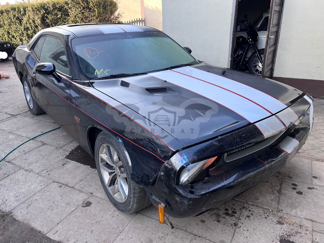 Dodge Challenger 2011