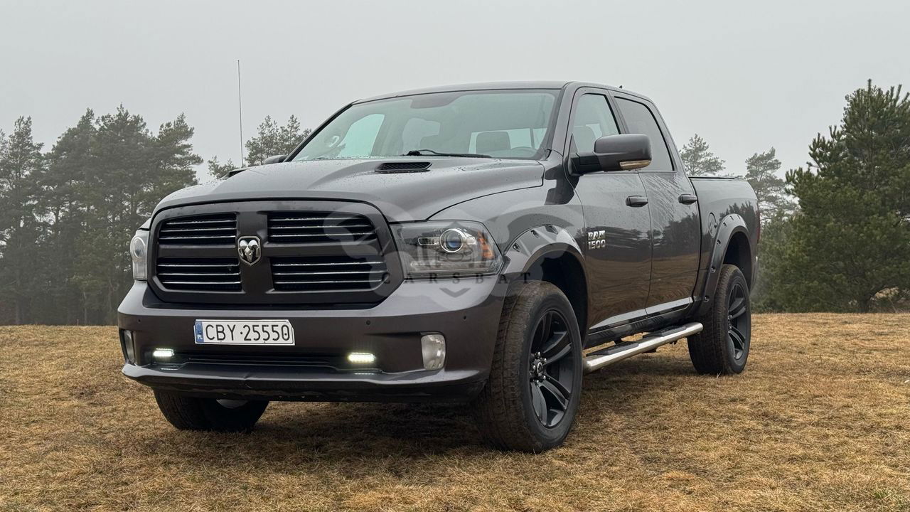 Dodge RAM 1500 5.7 4x4 2015