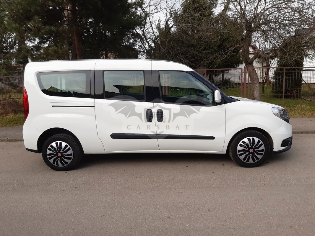 Fiat Doblo II 1.6 16V Multijet Lounge 2016