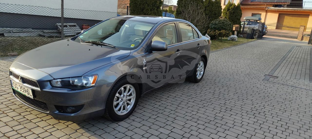 Mitsubishi Lancer VIII 1.6 Invite 2011
