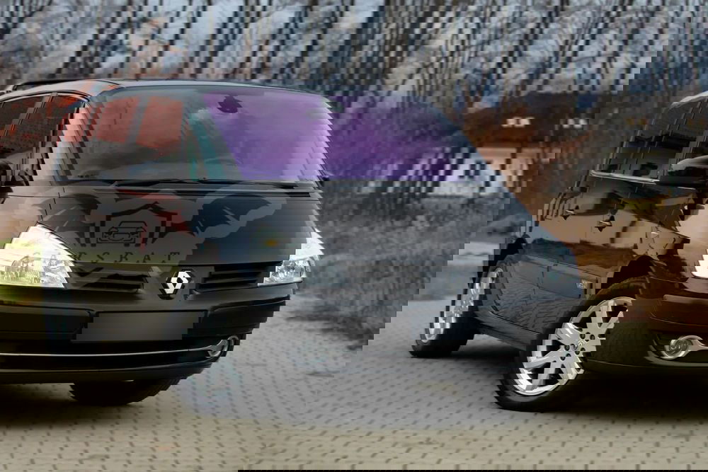 Renault Espace IV 2010