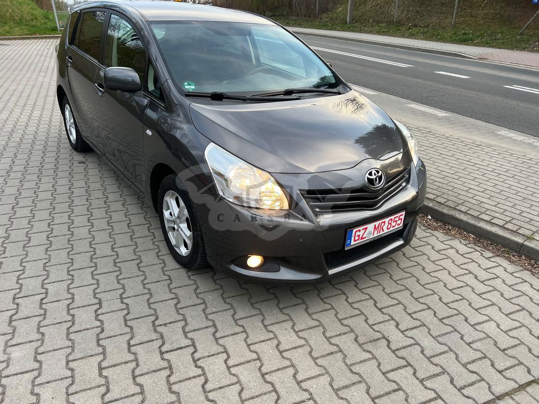 Toyota Verso 1.8 7-Sitzer Executive 2013