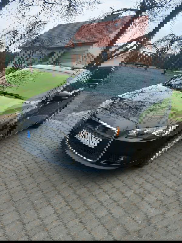 Mitsubishi Lancer IX 1.6 Invite 2015