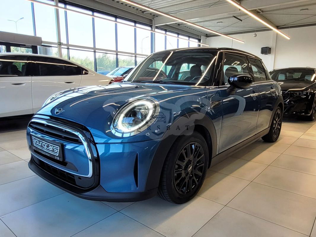Mini Cooper Classic Trim 2023