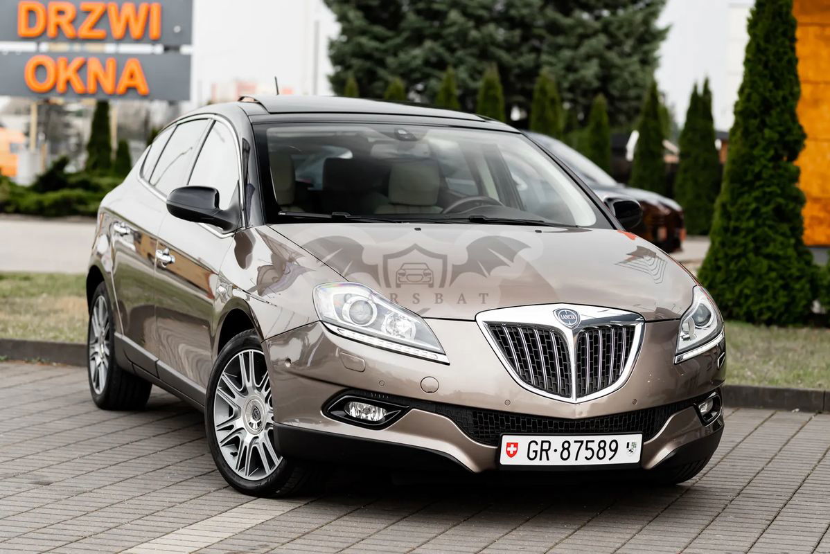 Lancia Delta 1.8 Di TurboJet 16v Automatik Platinum 2011