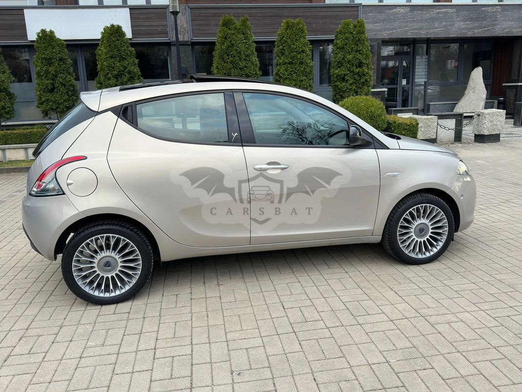 Lancia Ypsilon 1.2 8V Platinum S&S EU6 2012