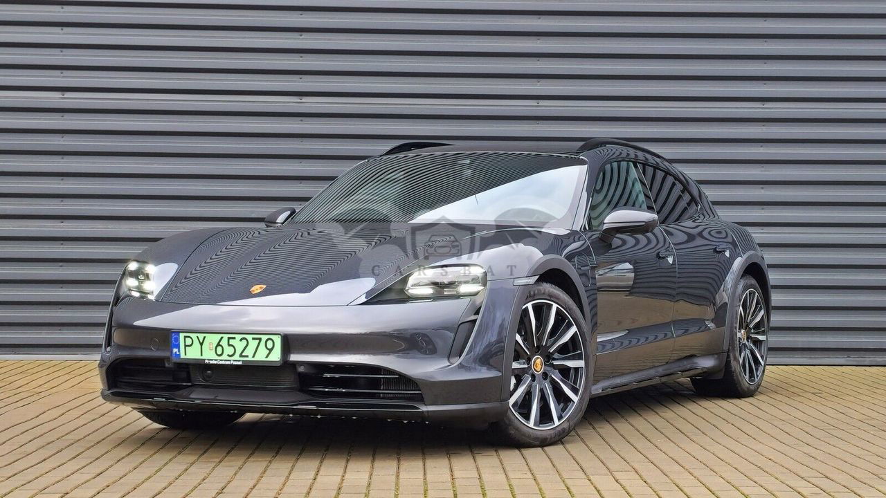 Porsche Taycan 2023