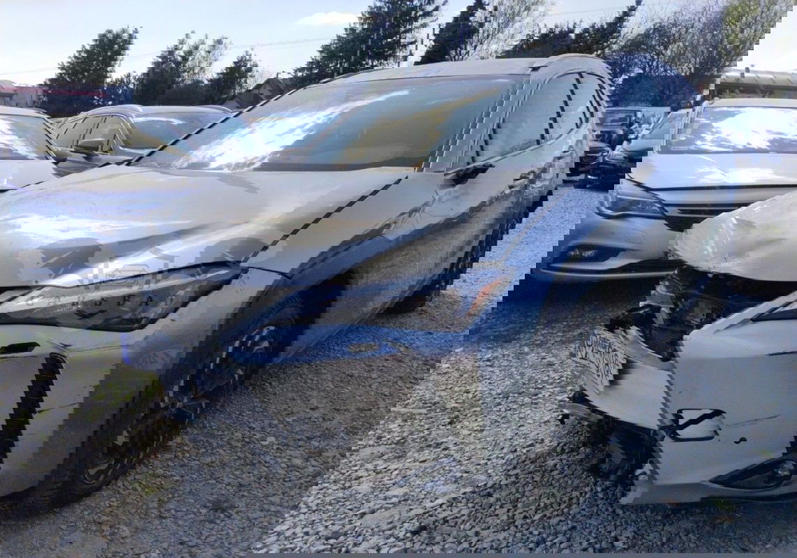 Lexus UX 2024
