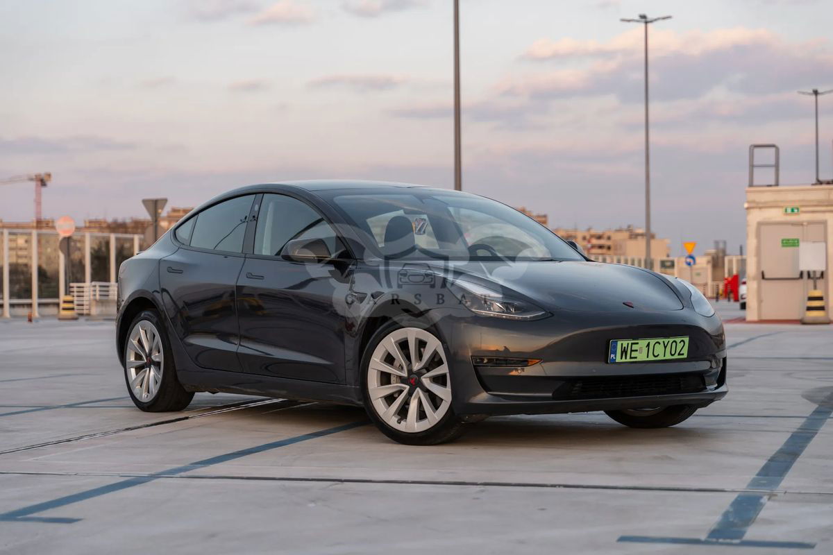 Tesla Model 3 2022