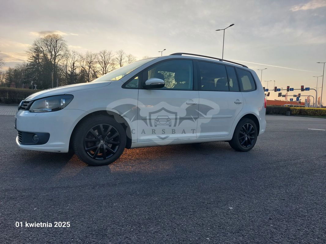 Volkswagen Touran II 2.0 TDI DPF Comfortline DSG 2013