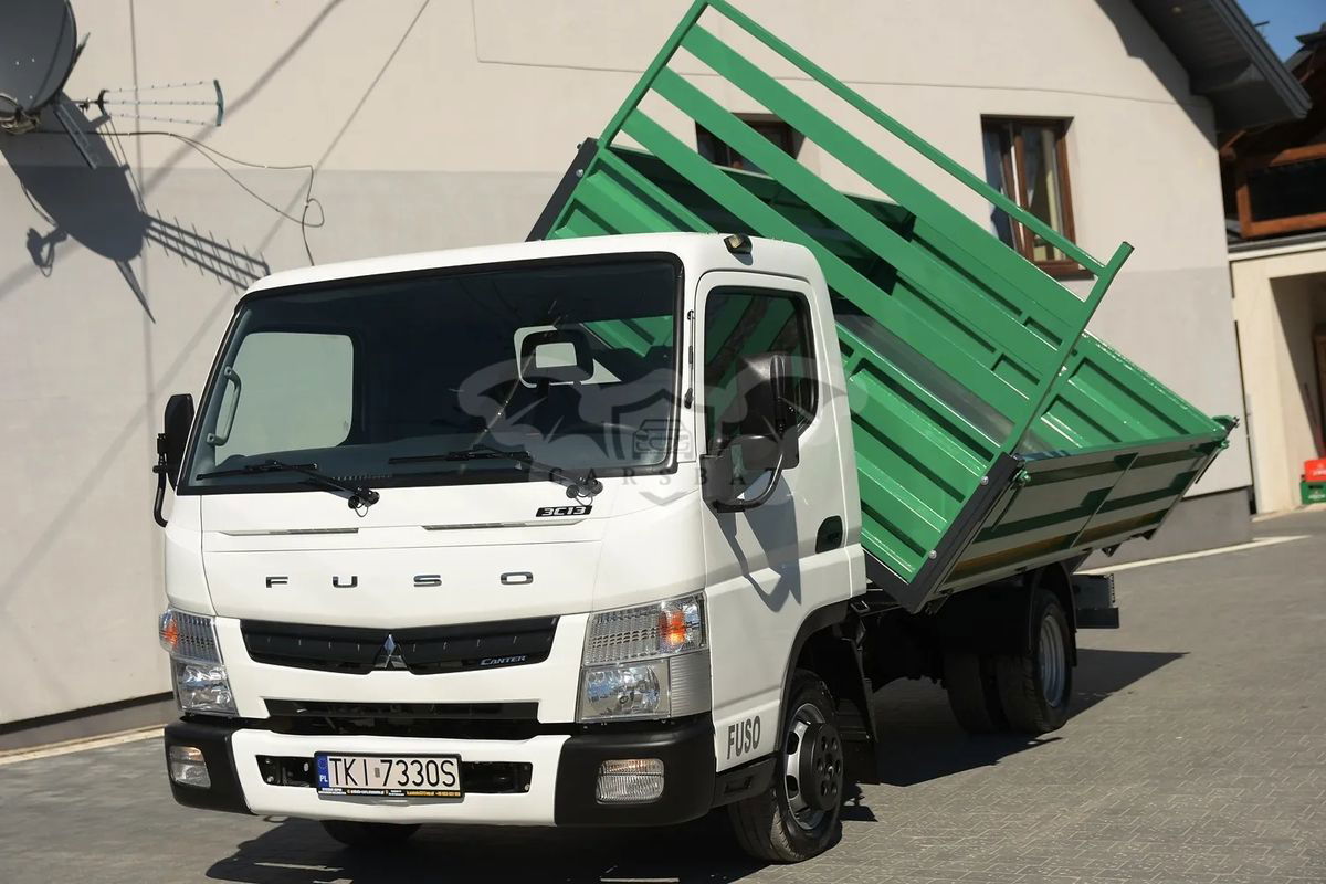 Mitsubishi Fuso Canter 2012