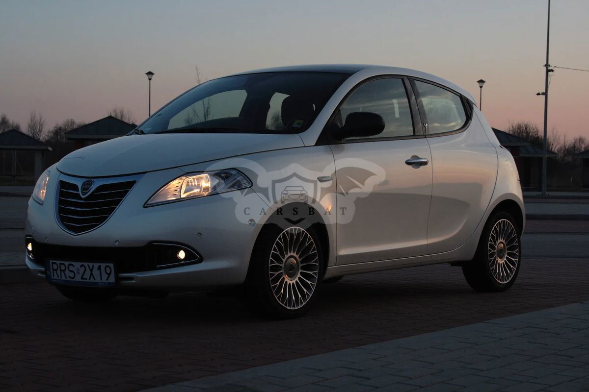 Lancia Ypsilon 1.3JTD Platinum S&S 2011
