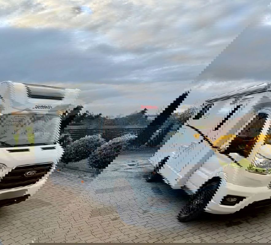 Dethleffs T7055eb 2024r nowy piękny kamper półintegra 4os bdb doposażony fv23% 2024