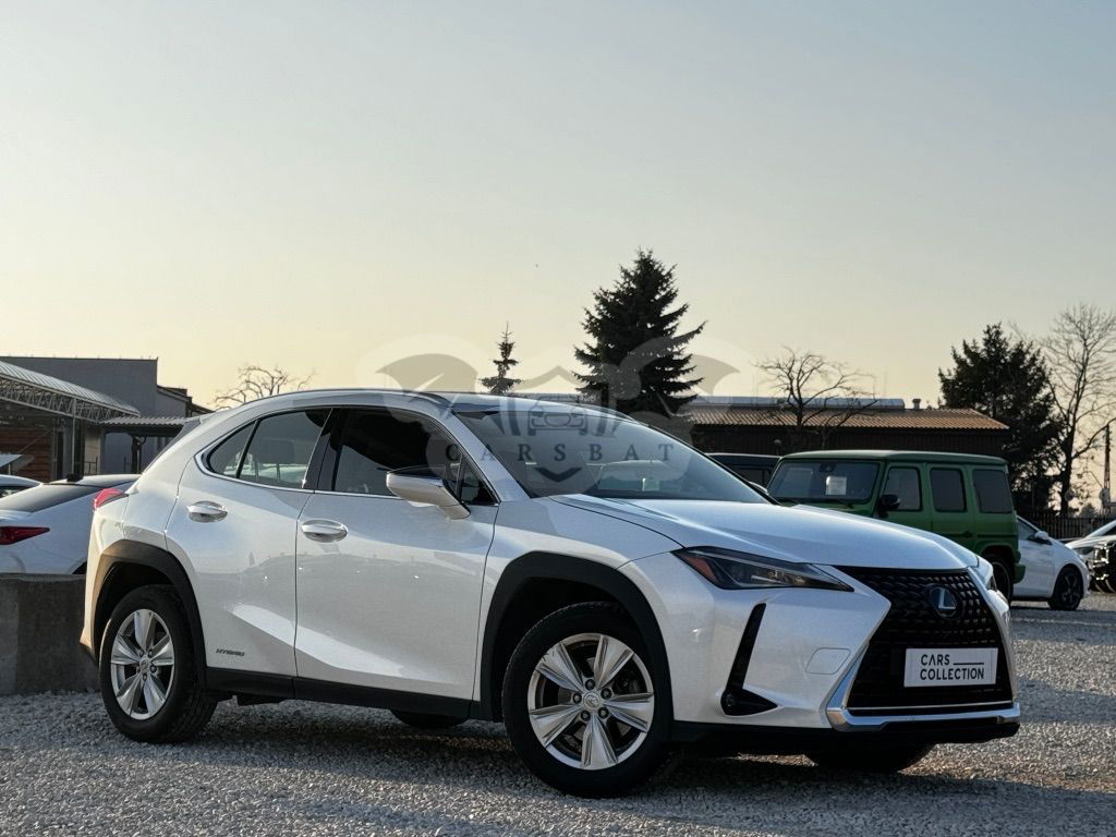 Lexus UX 2020