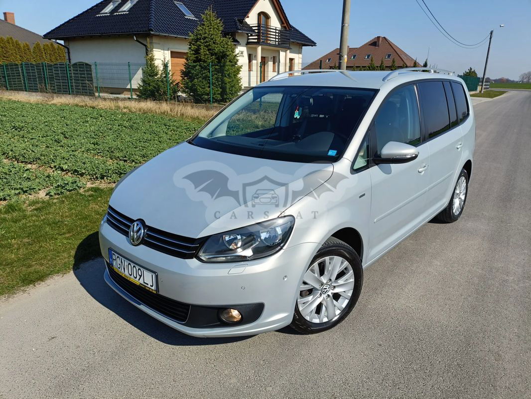 Volkswagen Touran II 1.6 TDI DPF DSG Life 2013