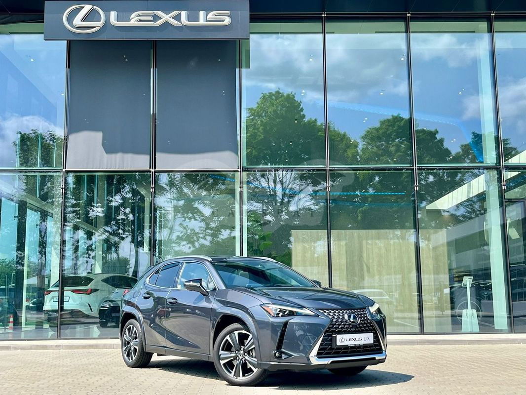 Lexus UX 2024