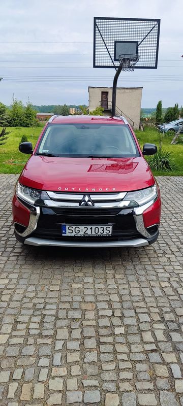 Mitsubishi Outlander III 2.0 Invite + 2WD 2016