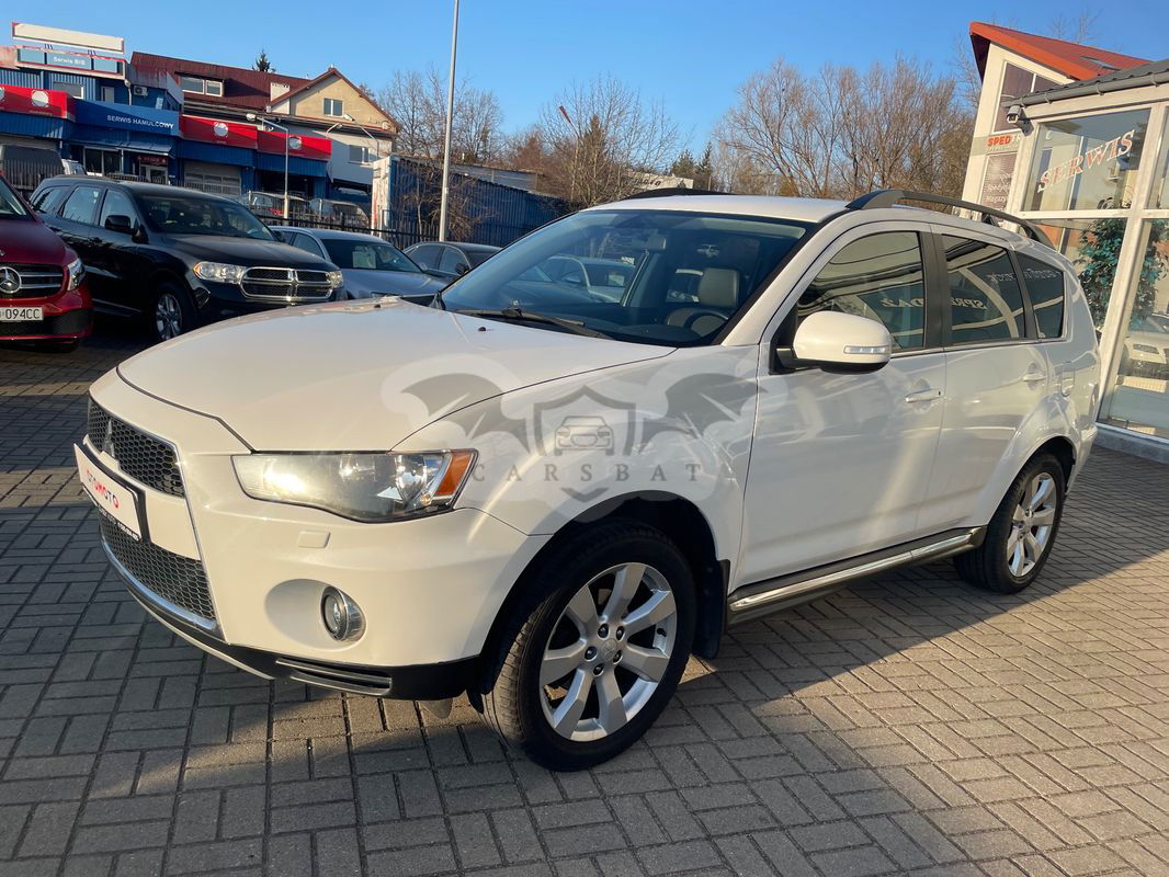 Mitsubishi Outlander II 2.4 4WD Intense 2011
