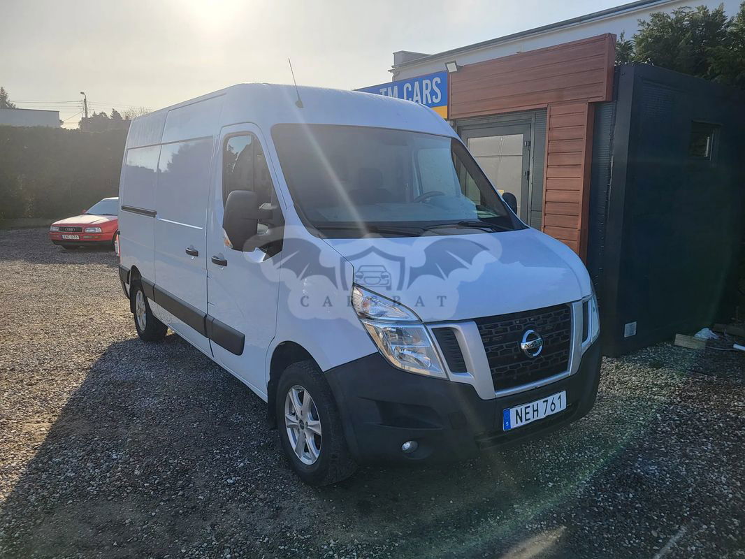 Nissan NV400 2016