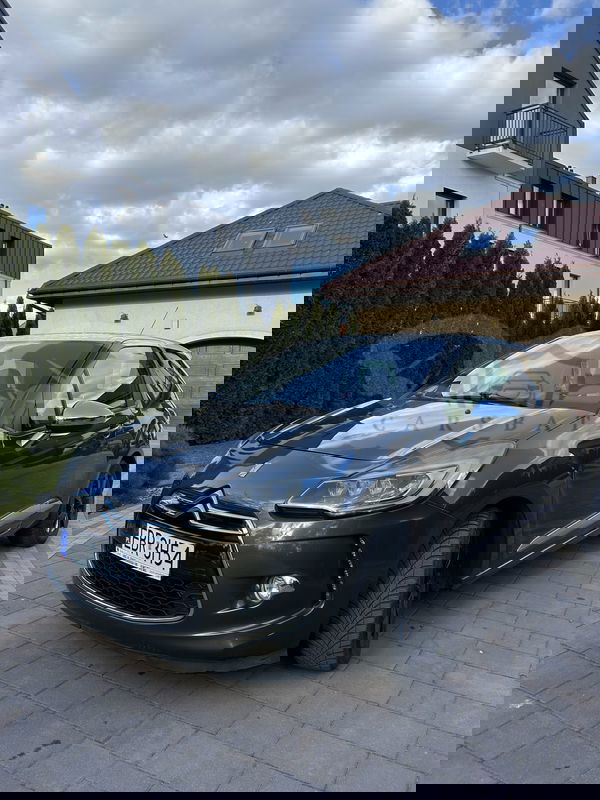 DS DS3 2012