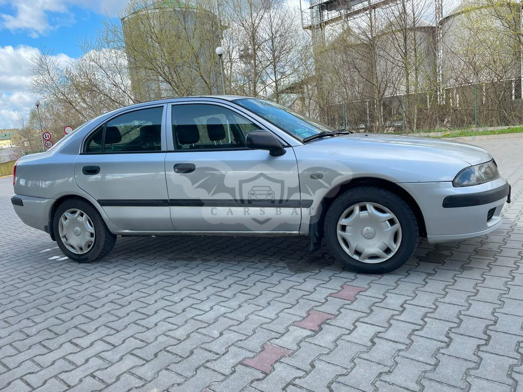 Mitsubishi Carisma II 2002