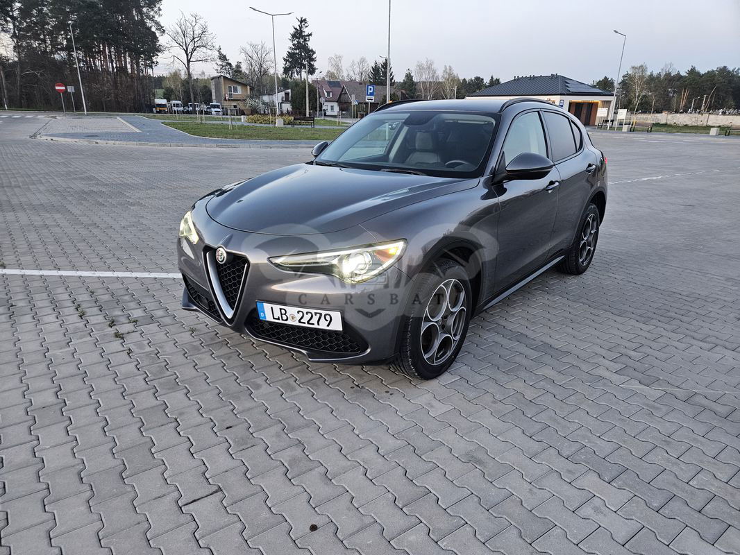 Alfa Romeo Stelvio 2.0 Turbo 16V AT8-Q4 Veloce 2017