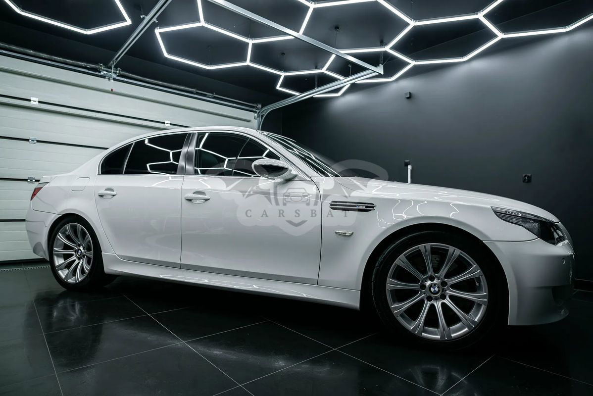 BMW M5 Standard 2006