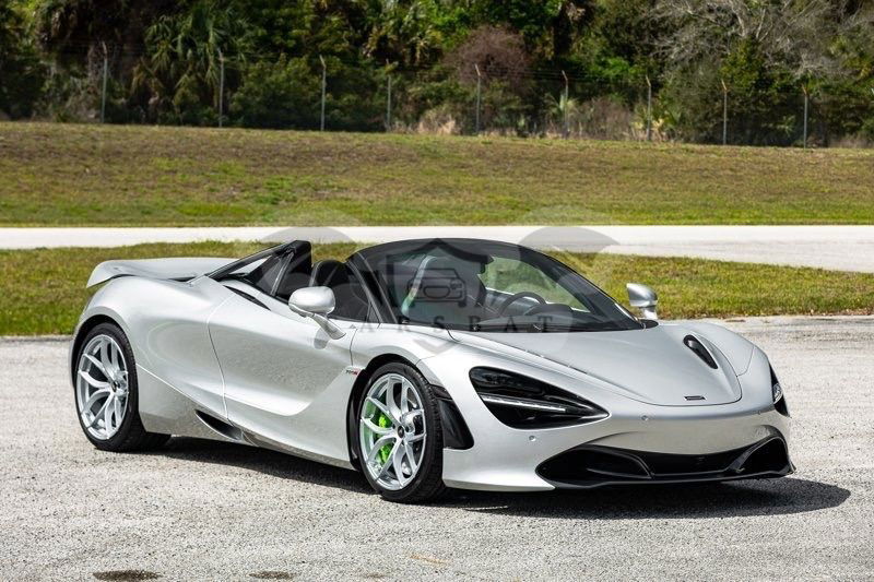 McLaren 720S 2022