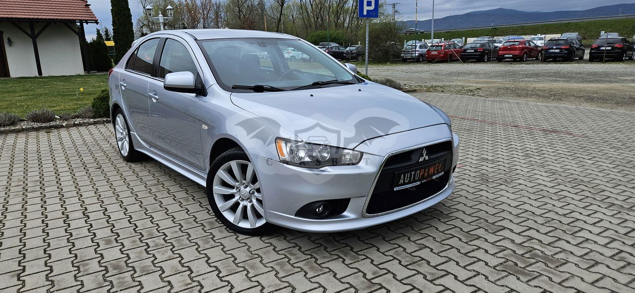 Mitsubishi Lancer VIII 1.8 Intense 2009