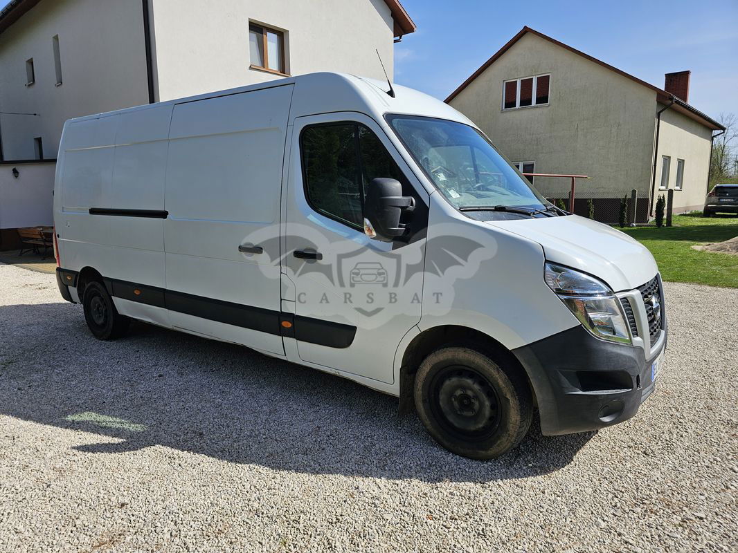 Nissan NV400 2017