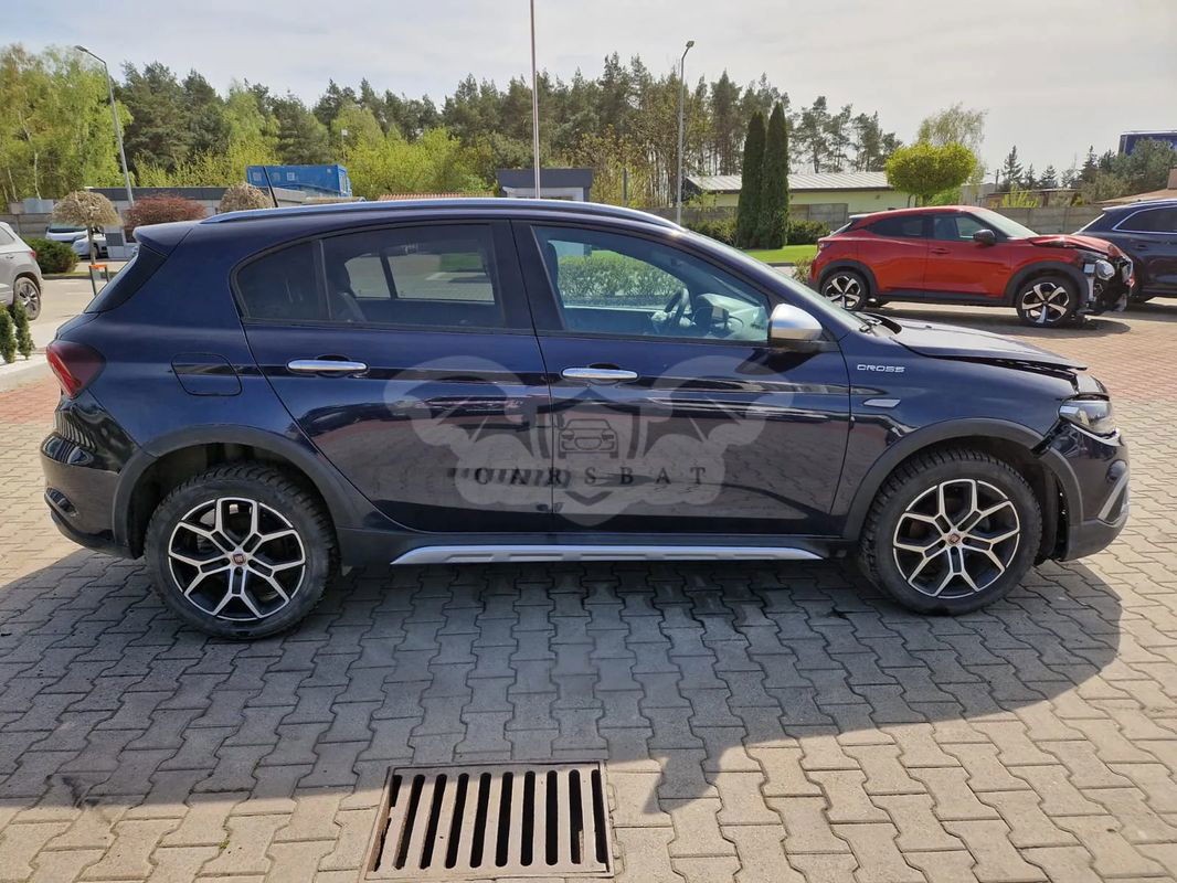Fiat Tipo II 1.6 MultiJet City Cross 2021