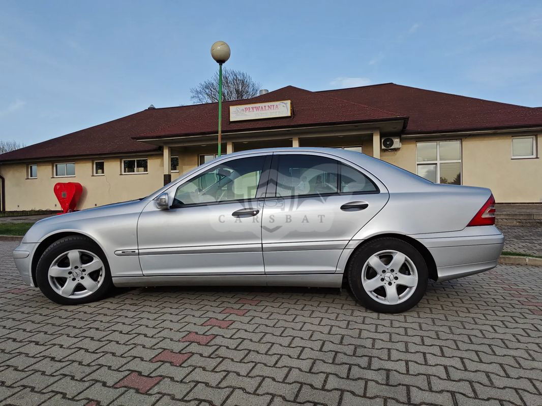 Mercedes-Benz C W203 2003