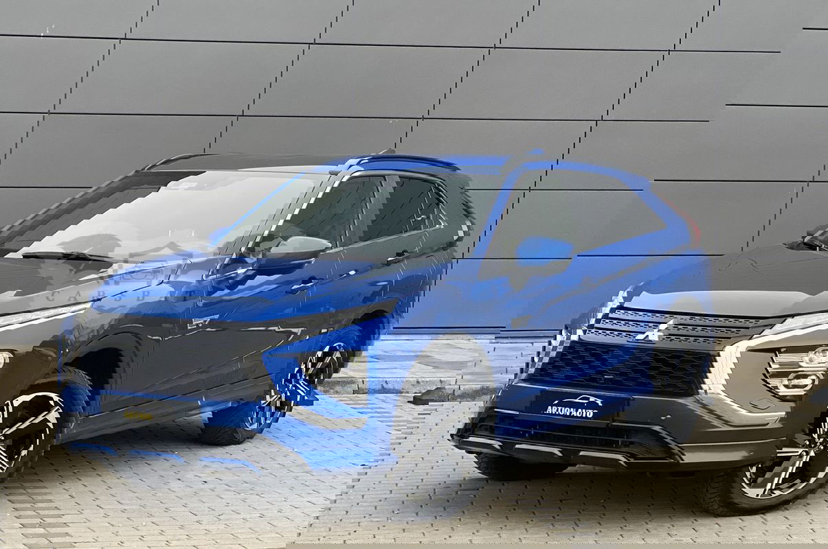 Mitsubishi Eclipse Cross Plug-In Hybrid 4WD Select 2023