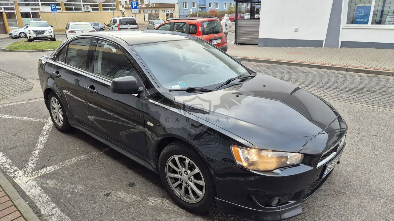 Mitsubishi Lancer IX 1.8 Invite 2014