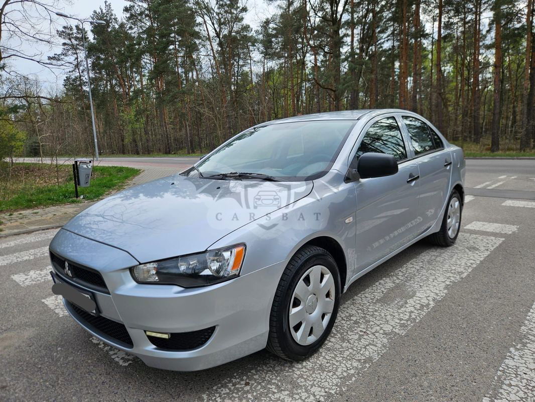 Mitsubishi Lancer IX 1.5 Inform 2010