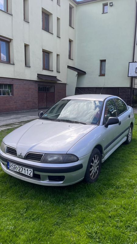 Mitsubishi Carisma II 2001