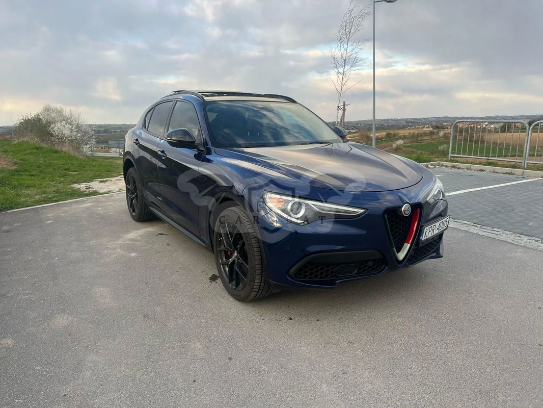 Alfa Romeo Stelvio 2.0 Turbo 16V AT8-Q4 Ti 2019
