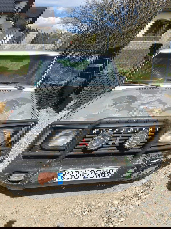 Mitsubishi Pajero I 3.0i V6 1991