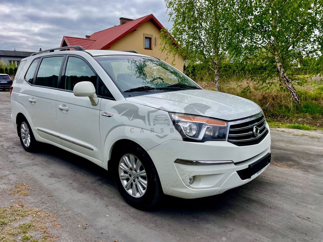 Ssangyong / KG Mobility Rodius 2014
