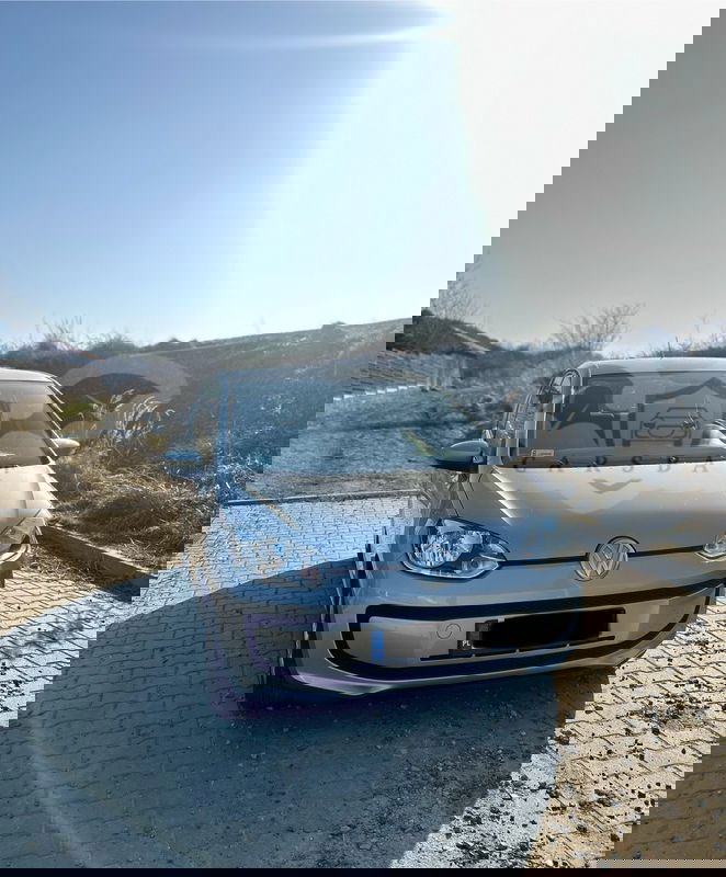 Volkswagen Up! 2015