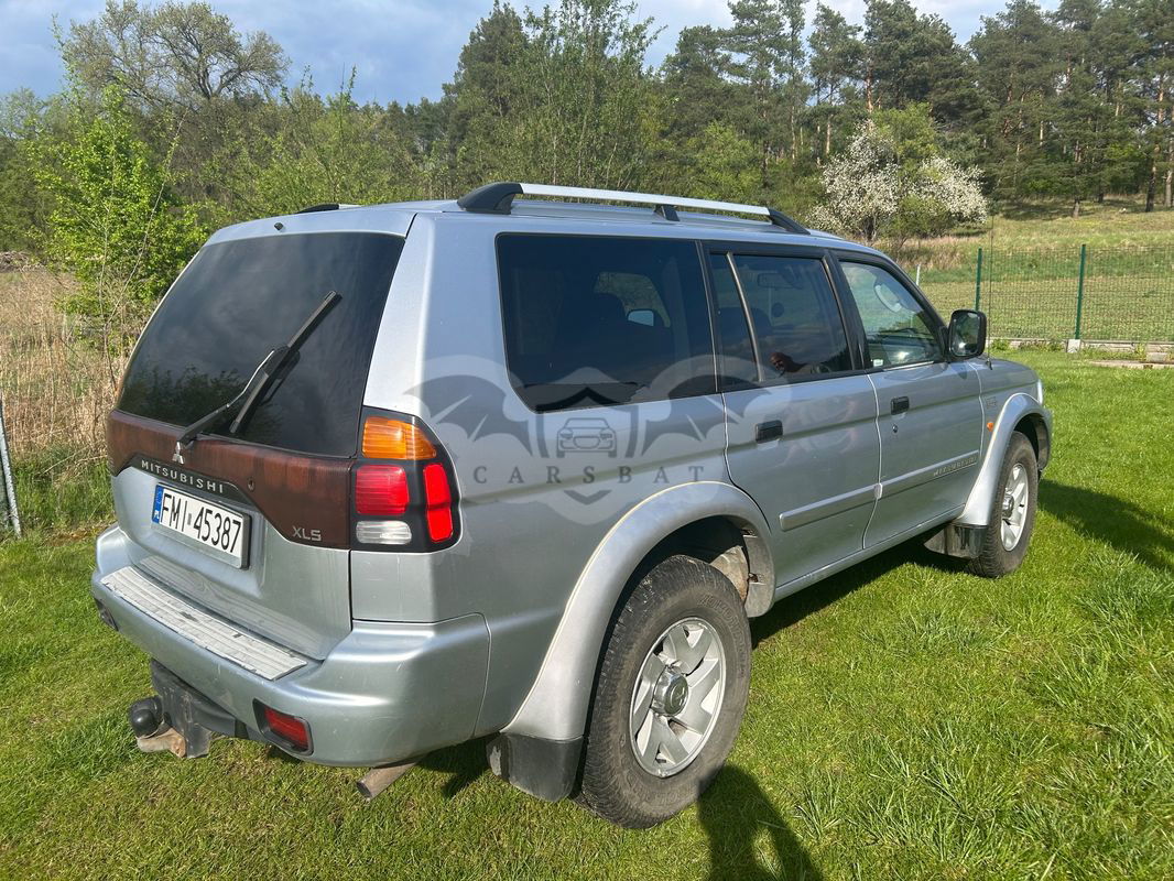 Mitsubishi Montero 2004