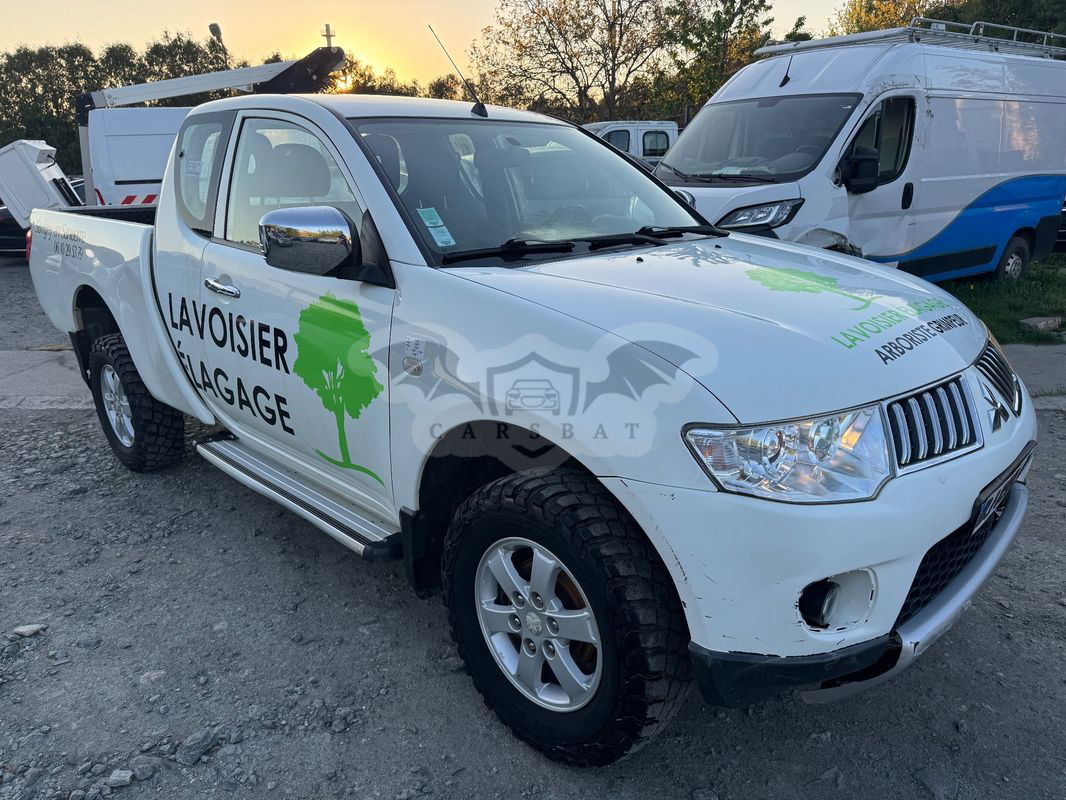 Mitsubishi L200 2011