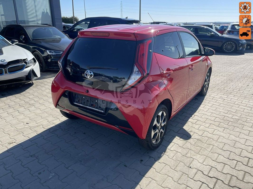 Toyota Aygo II x.shift x-play connect 2022