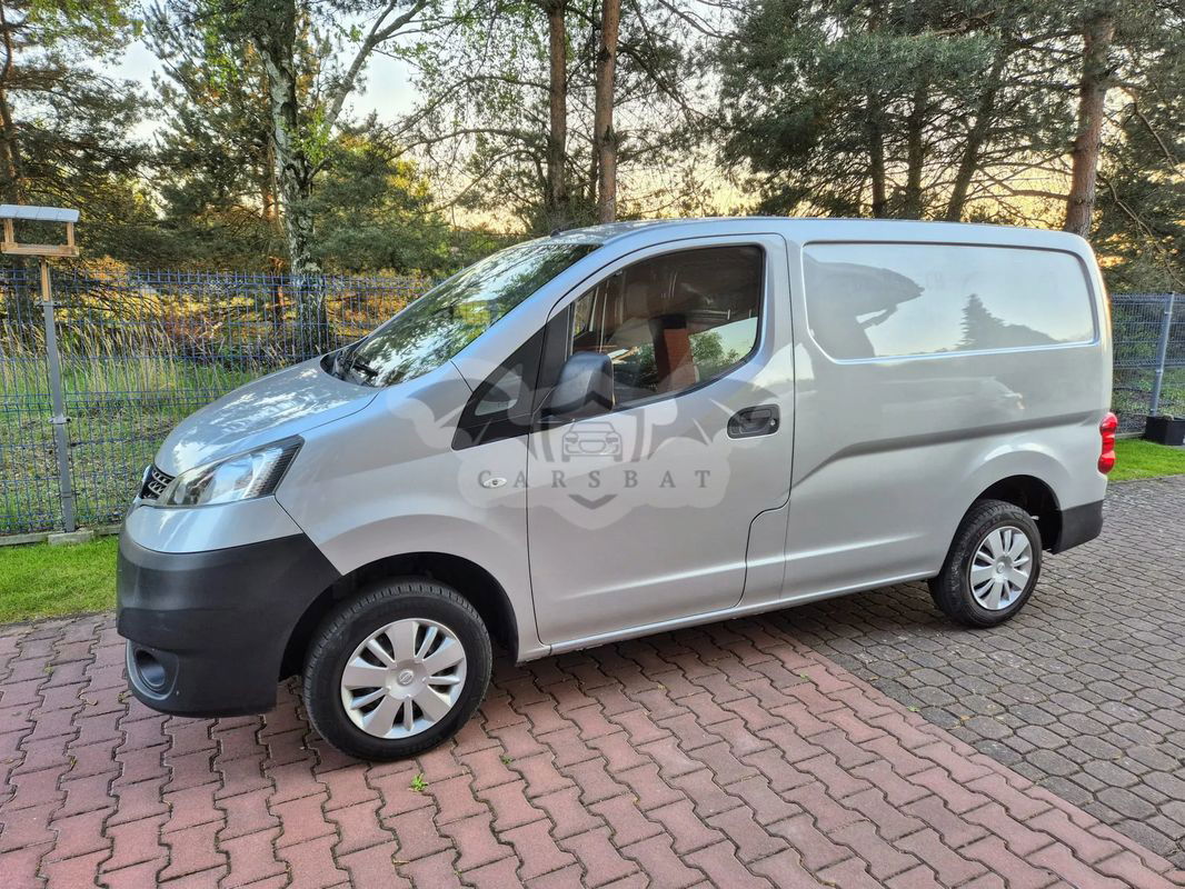 Nissan NV200 2016