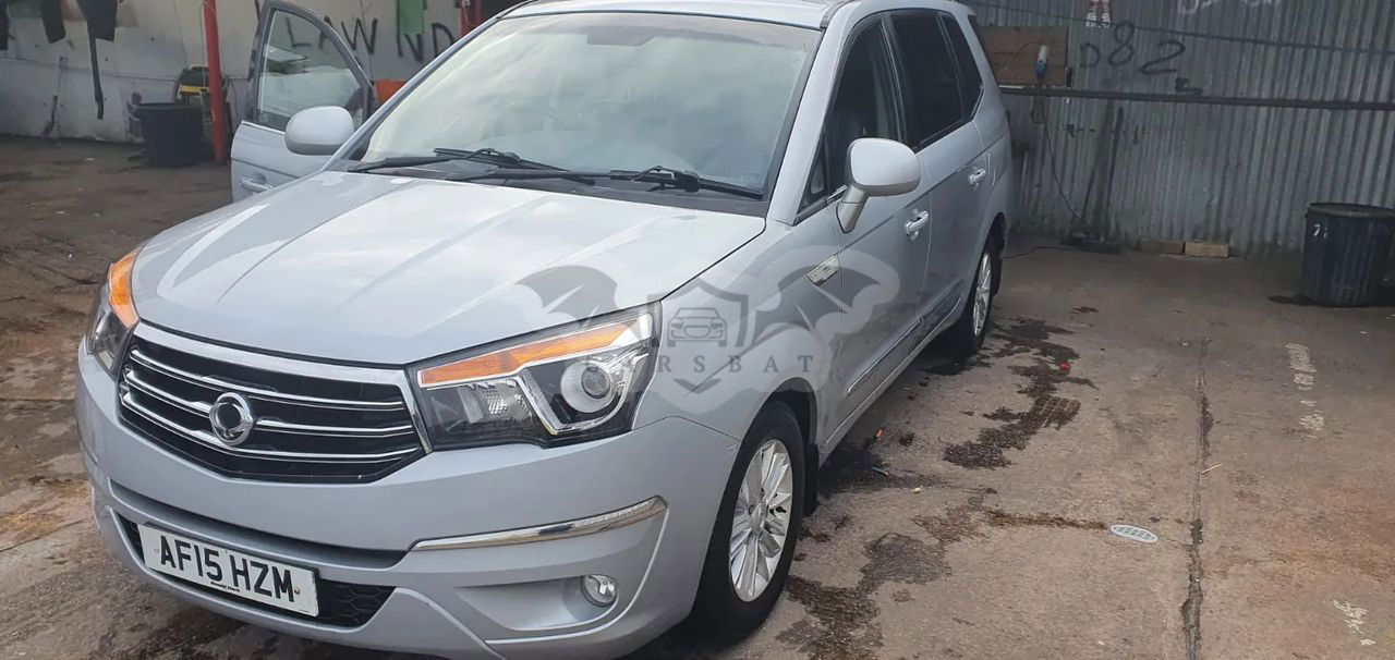 Ssangyong / KG Mobility Rodius 2015