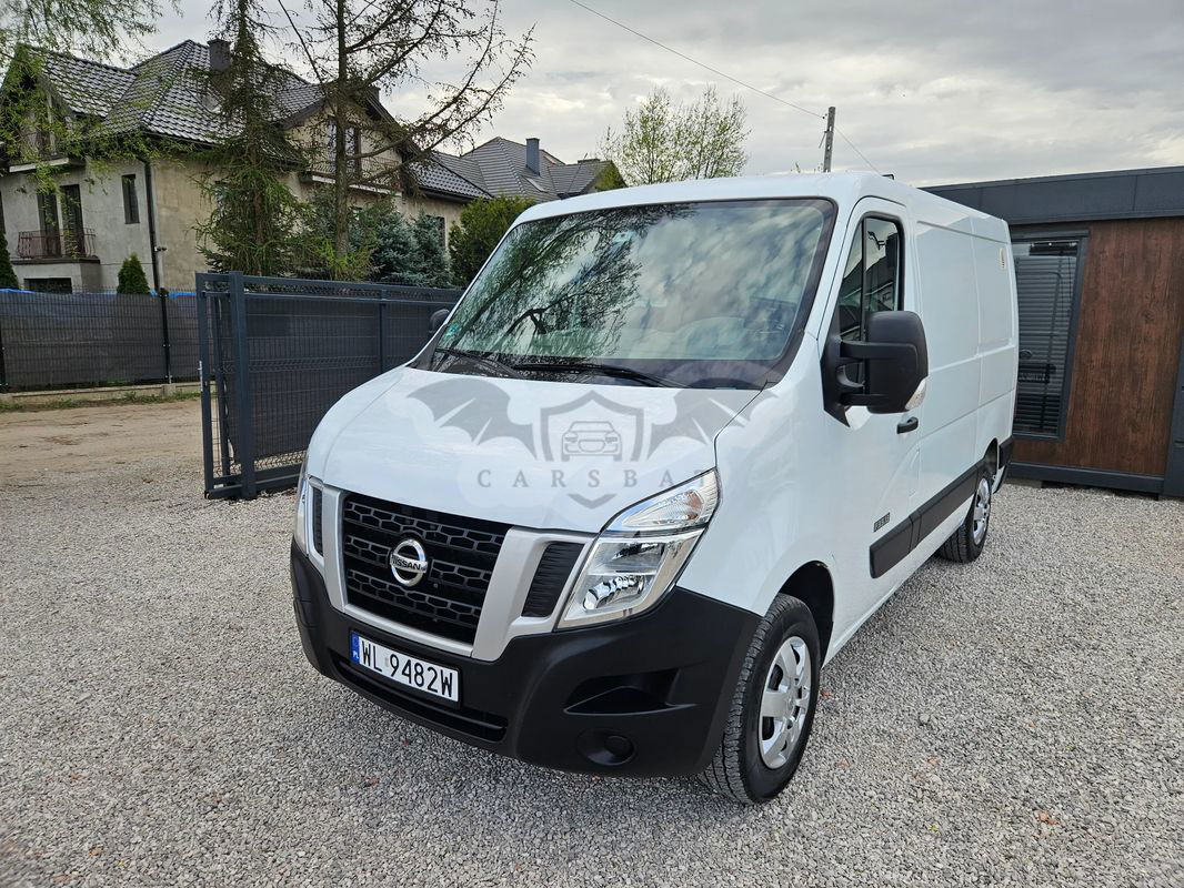 Nissan NV400 2013